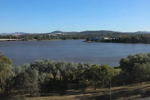 Canberra Luxury Apartment 3 - Brisbane Tourism 3