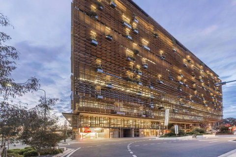 Canberra Luxury Apartment 3 - Brisbane Tourism 5