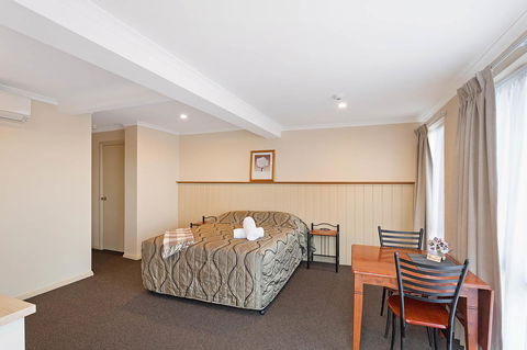 Heritage House Motel & Units - Tourism Brisbane 3