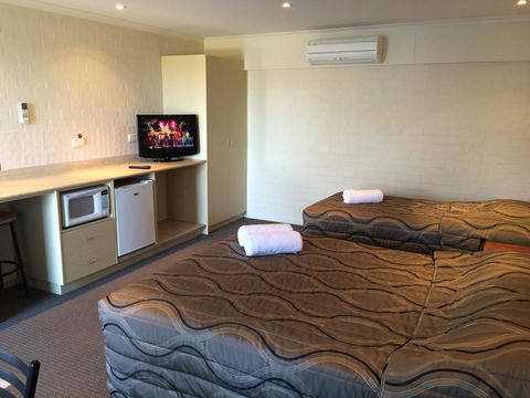 Heritage House Motel & Units - Tourism Brisbane 29