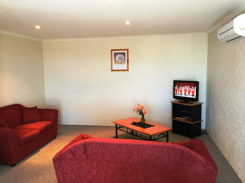 Heritage House Motel & Units - Tourism Brisbane 30