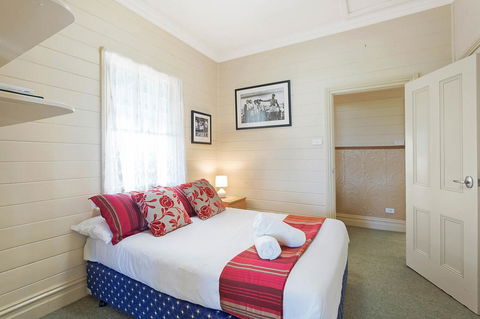 Heritage House Motel & Units - Tourism Brisbane 16
