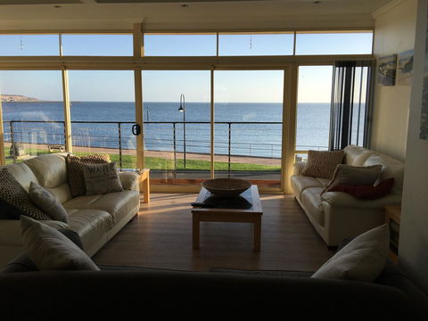 Crystal Blue Apartment - Tourism Brisbane 6