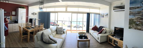 Crystal Blue Apartment - Tourism Brisbane 32