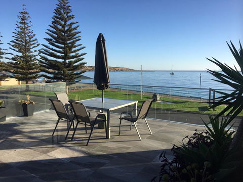 Crystal Blue Apartment - Tourism Brisbane 0