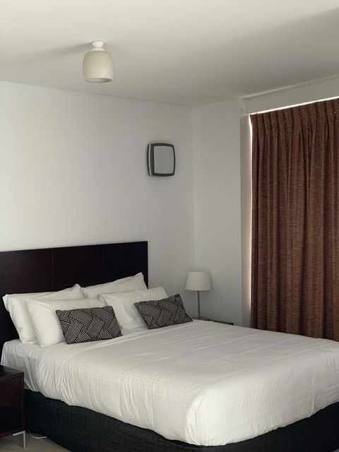 Wallaroo Marina Stayz - Tourism Brisbane 11