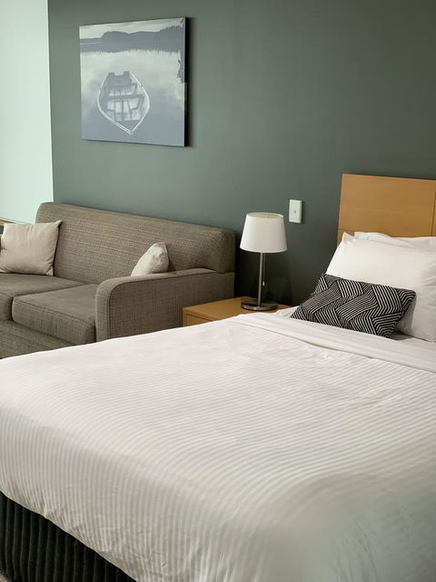 Wallaroo Marina Stayz - Tourism Brisbane 5