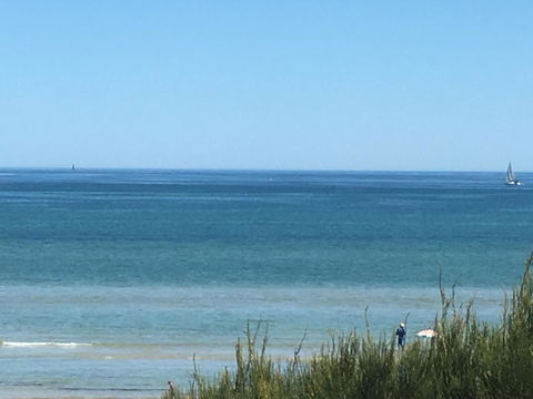 Blissful Beachfront Beachouse - Tourism Brisbane 19