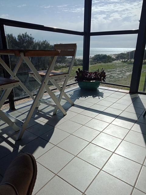 Blissful Beachfront Beachouse - Tourism Brisbane 15