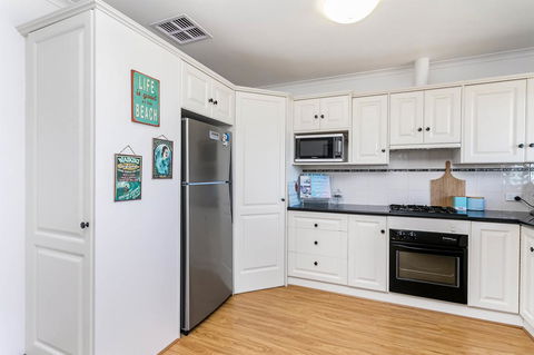 Blissful Beachfront Beachouse - Tourism Brisbane 9