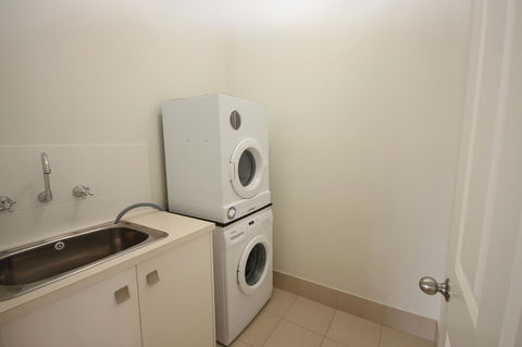 Wallaroo Marina Apartments - Tourism Brisbane 40
