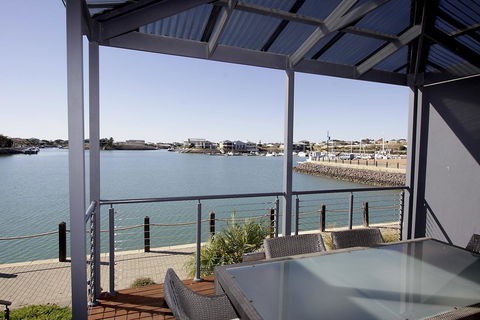 Wallaroo Marina Apartments - Tourism Brisbane 8
