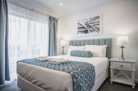 Marina Hotel - Tourism Brisbane 6