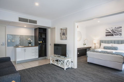 Marina Hotel - Tourism Brisbane 26