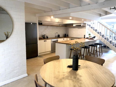 The Loft - Beautiful Central Barossa Apartment - Brisbane Tourism 6