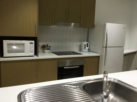 Wallaroo Marina Waterfront Luxe Apartment - Tourism Brisbane 10