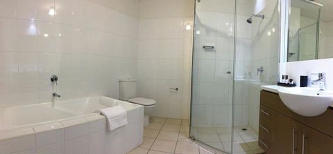 Wallaroo Marina Waterfront Luxe Apartment - Tourism Brisbane 17