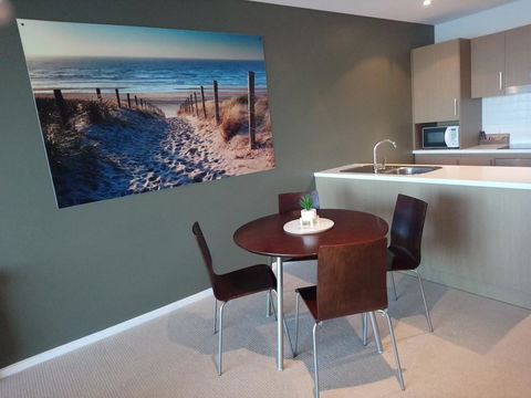 Wallaroo Marina Executive Apartments - Tourism Brisbane 12