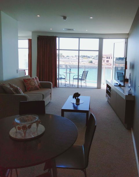 Wallaroo Marina Executive Apartments - Tourism Brisbane 5