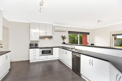 'The Hidden Diamond' - Normanville - Tourism Brisbane 15