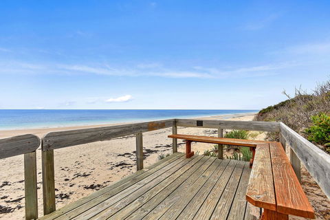 'The Hidden Diamond' - Normanville - Tourism Brisbane 1
