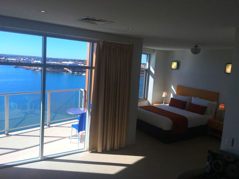 Wallaroo Marina Luxury Apartment - Tourism Brisbane 18