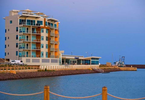 Wallaroo Marina Luxury Apartment - Tourism Brisbane 1