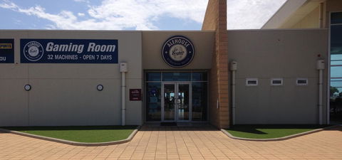 Wallaroo Marina Luxury Apartment - Tourism Brisbane 14