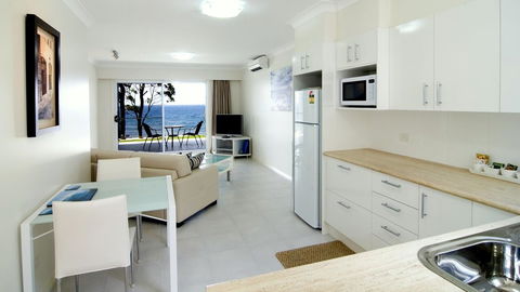 Mollymook Beach Waterfront - Brisbane 4u 8
