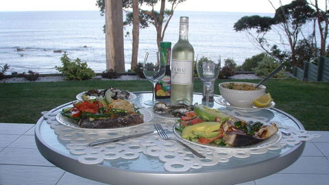 Mollymook Beach Waterfront - Brisbane 4u 3