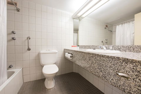 Hotel Grand Chancellor Adelaide - Tourism Brisbane 27