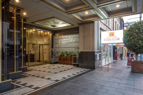Hotel Grand Chancellor Adelaide - Tourism Brisbane 0
