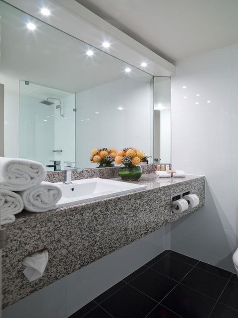Hotel Grand Chancellor Adelaide - Tourism Brisbane 30