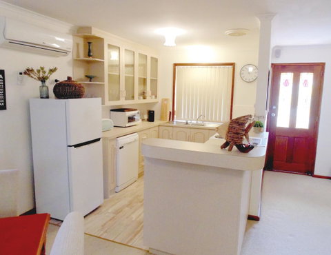 Baronet B & B - Brisbane Tourism 9
