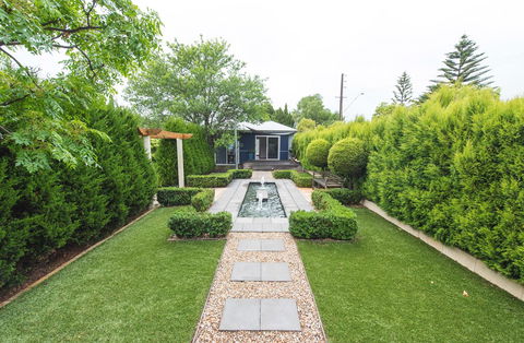 S T U D I O 22 Peaceful Retreat With Garden Views - Tourism Brisbane 5