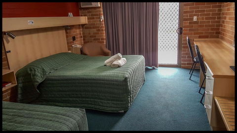 Windsor Terrace Motel - Tourism Brisbane 6