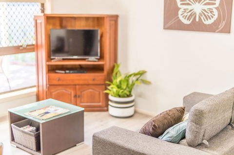 Tanunda\'s Magpie House - Tourism Brisbane 14