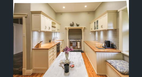Ambrosia Holiday Home - Tourism Brisbane 24