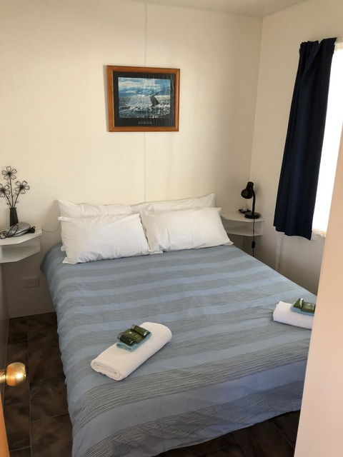 Rocks Retreat Cabin - Dolphin - Tourism Brisbane 5