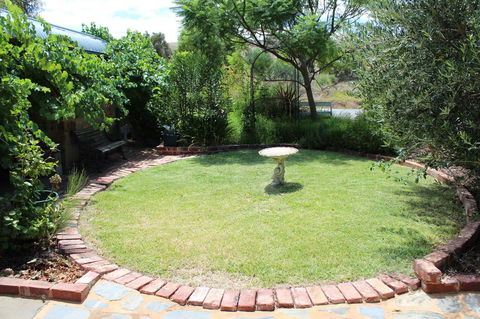 Hillside Cottage - Tourism Brisbane 9