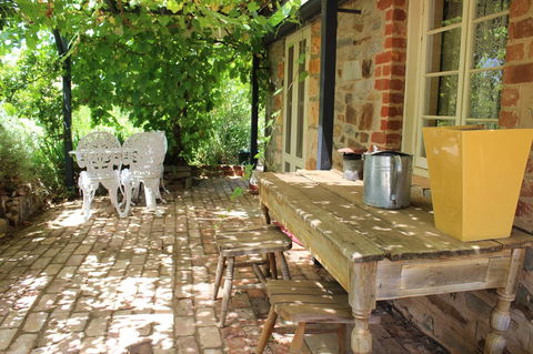 Hillside Cottage - Tourism Brisbane 8