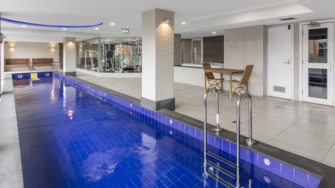 Oaks Adelaide Embassy Suites - Brisbane Tourism 6