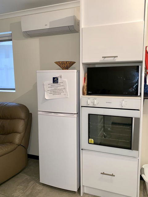 Inna Nutshell - Tourism Brisbane 2