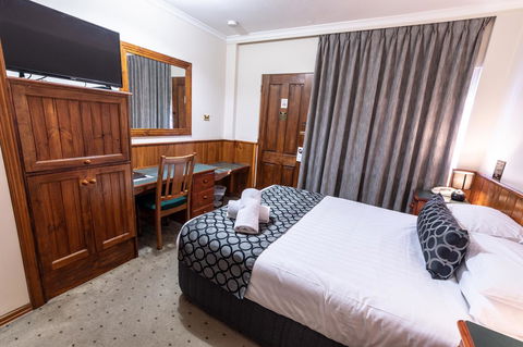 Astor Inn - Brisbane Tourism 4