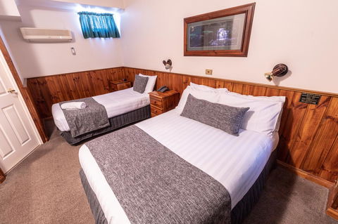 Astor Inn - Brisbane Tourism 17