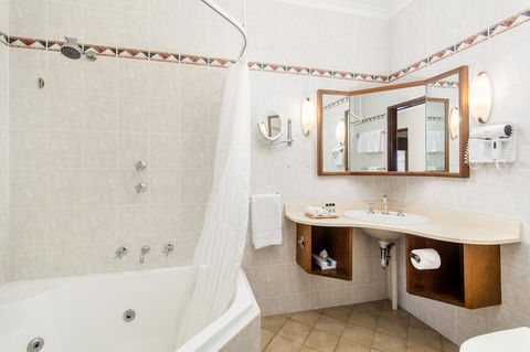 Adelaide Inn - Tourism Brisbane 18