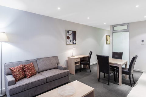 IStay Precinct Adelaide - Tourism Brisbane 17