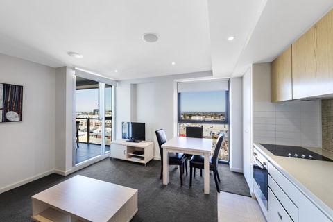 IStay Precinct Adelaide - Tourism Brisbane 5
