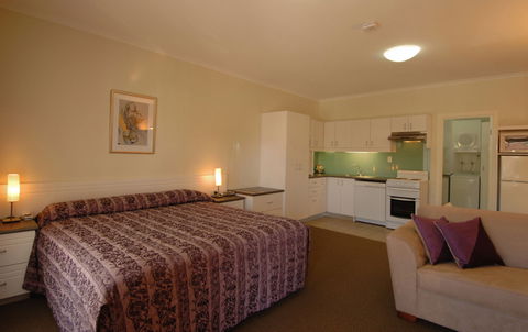 McLaren Vale Motel & Apartments - Brisbane Tourism 20