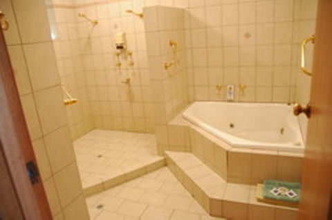 McLaren Vale Motel & Apartments - Brisbane Tourism 19